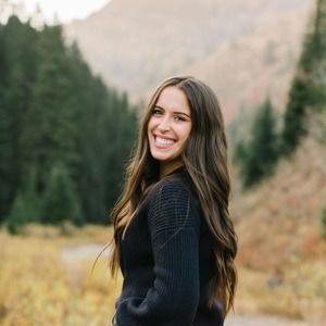 Meet your Posher, Elizabeth
